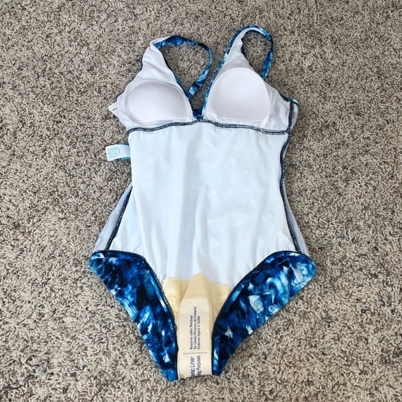 🆕 Coastal Blue tie dye padded one piece sw… - Picture 7 of 11